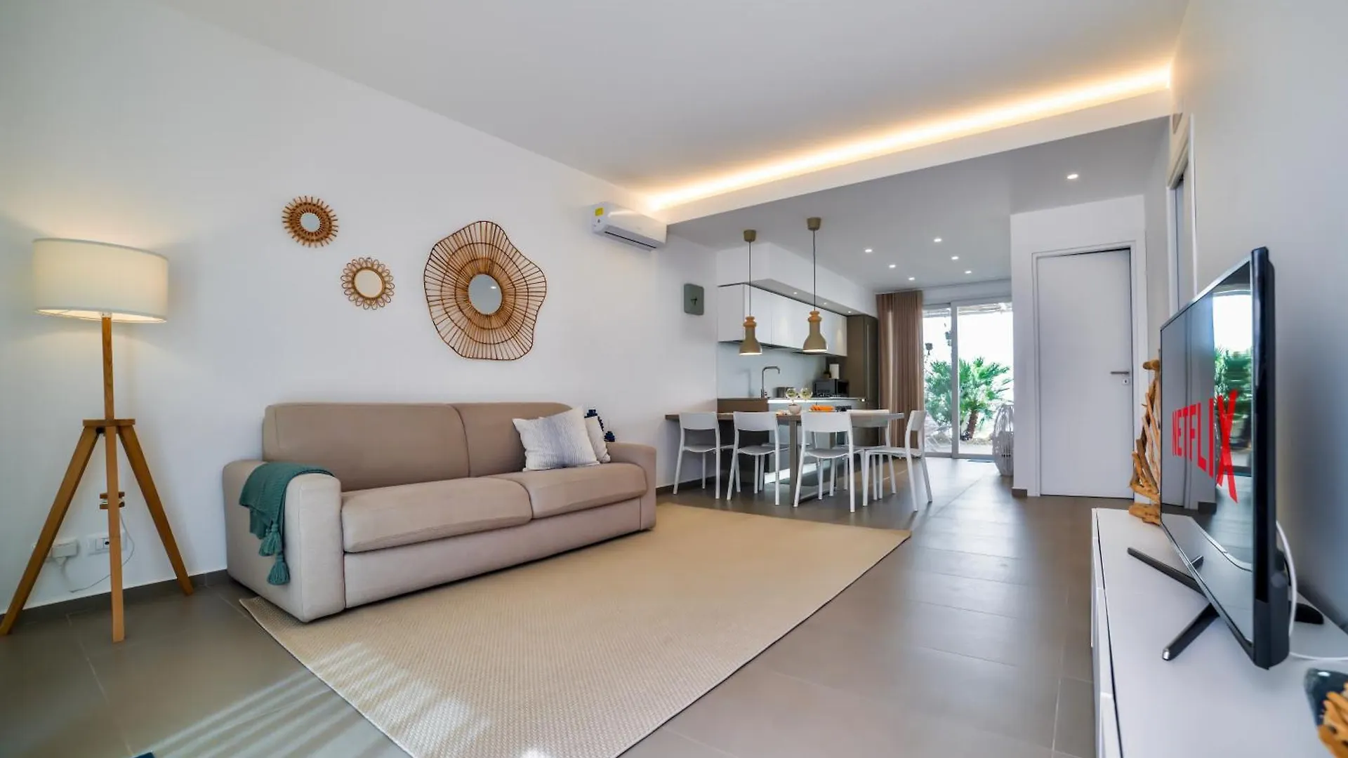 Casa Blanca Villa Exclusive With Private Pool Marina di Ragusa